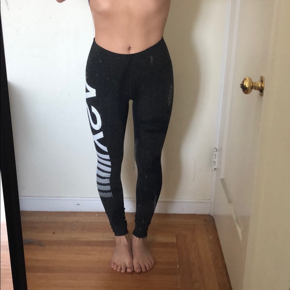 🧘🏽‍♀️VSX sport "knockout" leggings🥊